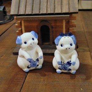 Vintage Delft Pig Salt & Pepper Shakers